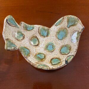 EUC Etta B Pottery Curved Bird Dish with Beautiful Colored Turquoise Blue Dots